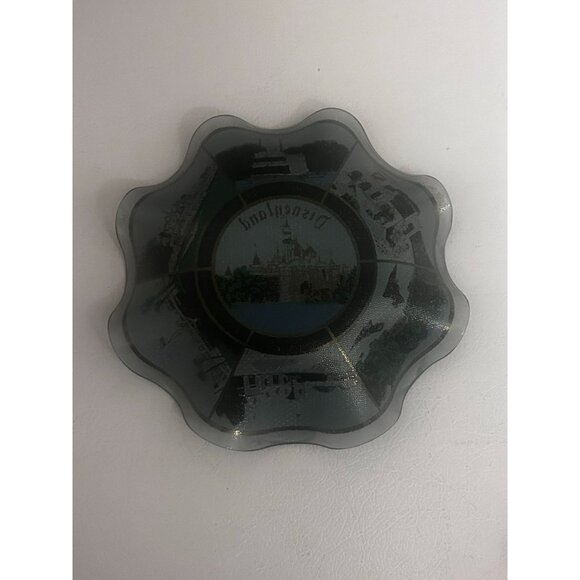 Vintage Disneyland Souvenir Glass Plate with Ruffled Edges Ashtray Blue - Picture 4 of 6